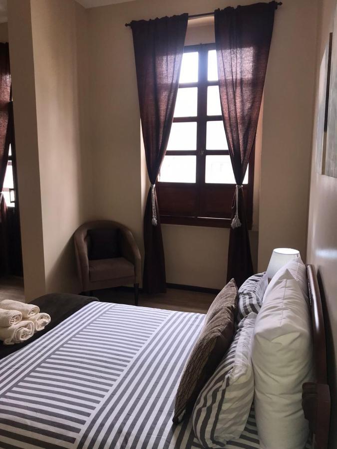 Hotel En El Centro Historico Cuenca Ngoại thất bức ảnh